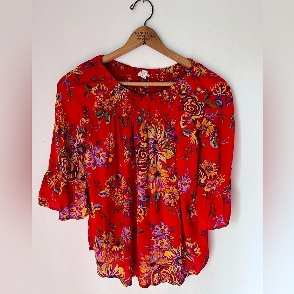 Women’s floral bright flowy blouse beach lunch lounge size xs fits big